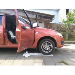 Подъёмник для инвалидов в автомобиль MINIK (Minik-Super)