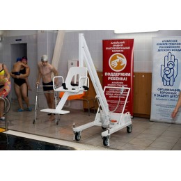Мобильный подъемник для бассейна MINIK-Aqua